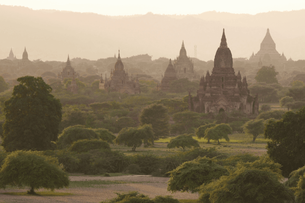 Mrauk U”